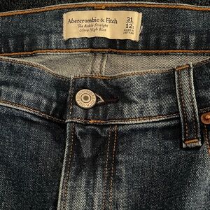 Abercrombie & Fitch Women’s Dark Blue Ankle Straight Ultra High Rise Jeans